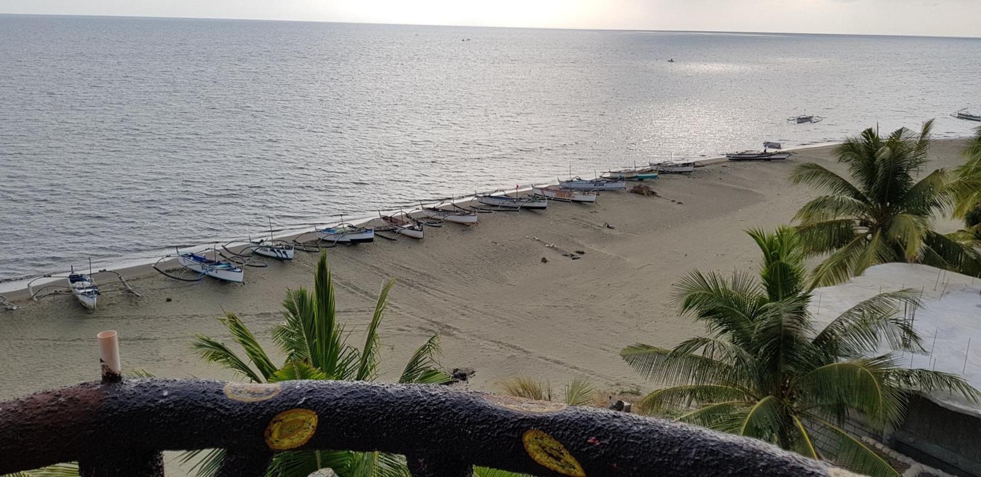 Seasun Beach Resort & Hotel Lucapon 외부 사진